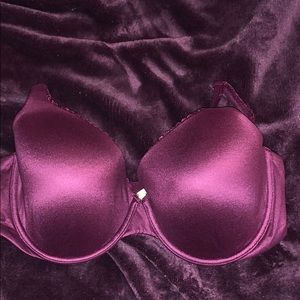 Brand new Victoria’s Secret bras still in packagin